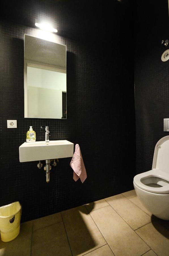 2 - High-Quality In The Heart Of Stuttgart 2 Apartment Bagian luar foto