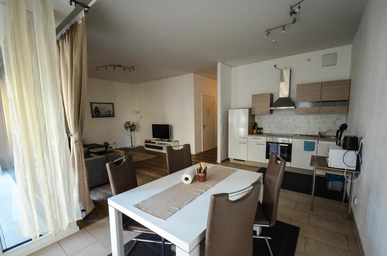 2 - High-Quality In The Heart Of Stuttgart 2 Apartment Bagian luar foto