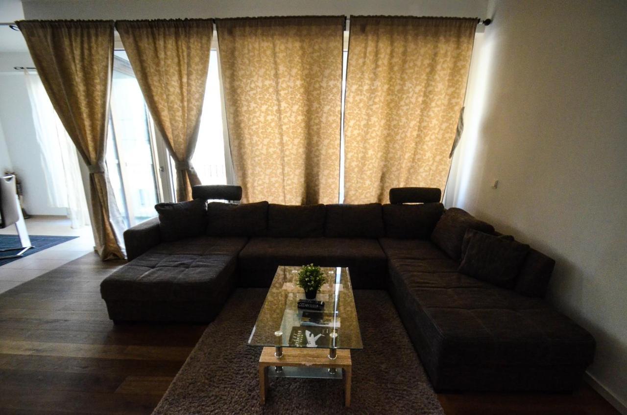 2 - High-Quality In The Heart Of Stuttgart 2 Apartment Bagian luar foto