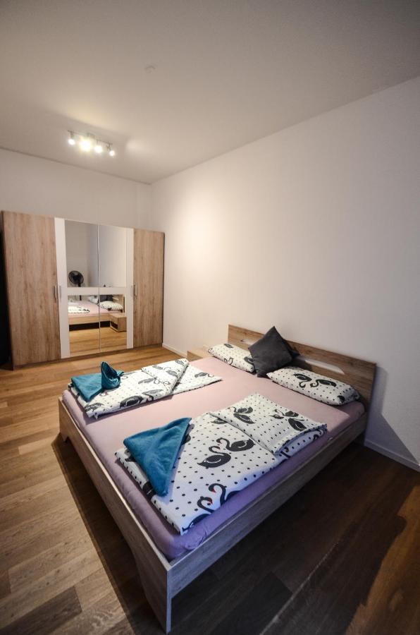 2 - High-Quality In The Heart Of Stuttgart 2 Apartment Bagian luar foto