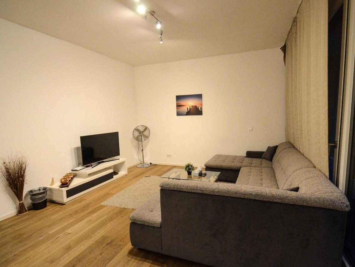 2 - High-Quality In The Heart Of Stuttgart 2 Apartment Bagian luar foto