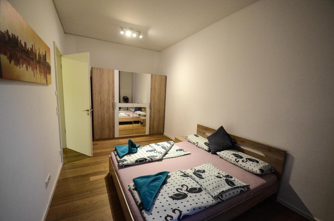 2 - High-Quality In The Heart Of Stuttgart 2 Apartment Bagian luar foto