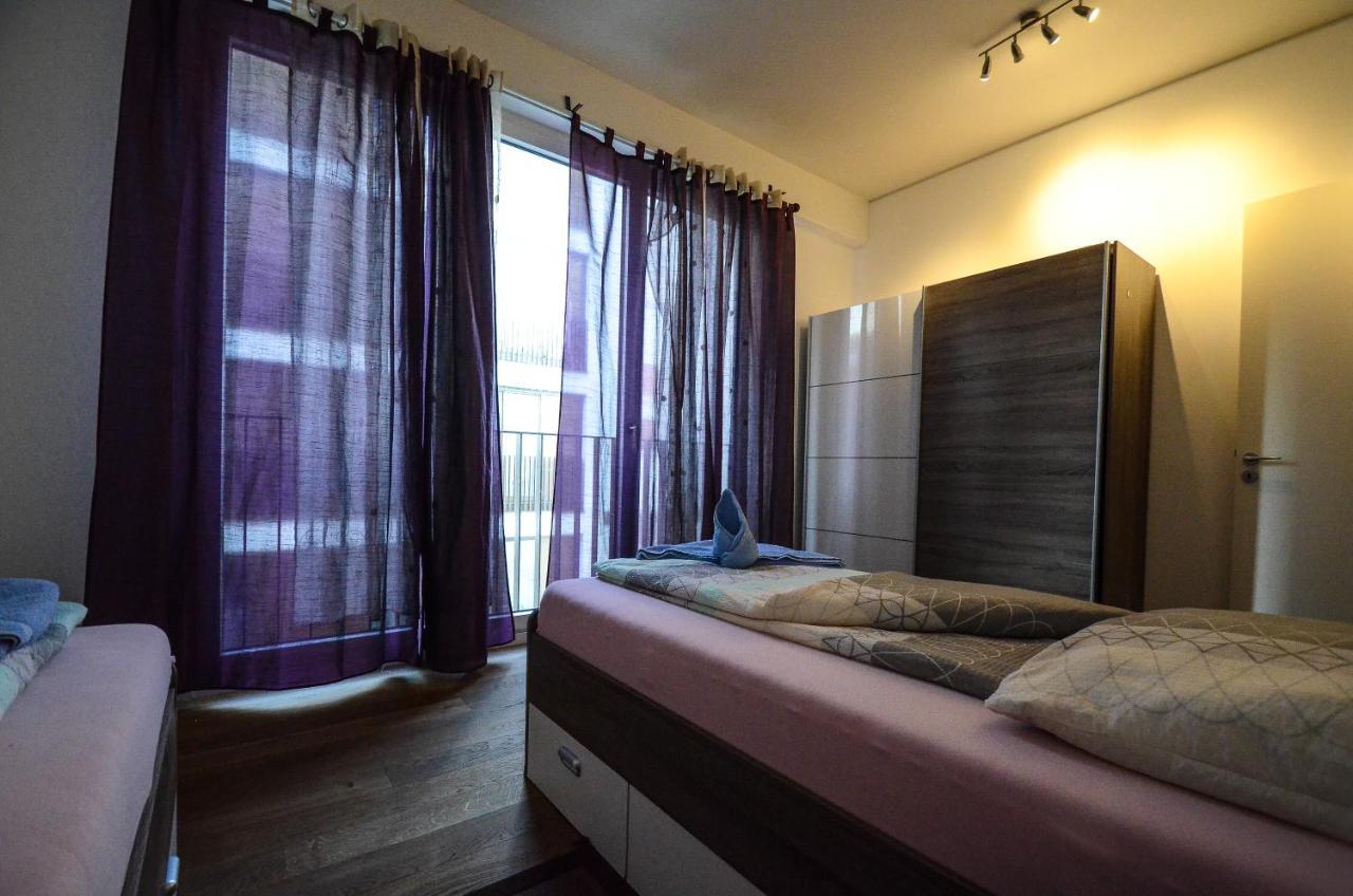 2 - High-Quality In The Heart Of Stuttgart 2 Apartment Bagian luar foto